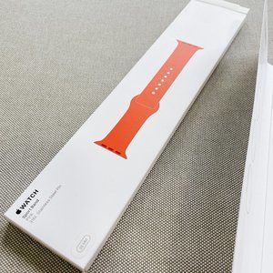 BRAND NEW APPLE WATCH STRAP (ONLY HALF)